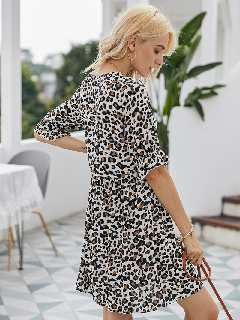 Leopardenmuster Kurzarm V-Ausschnitt Mini Kleid